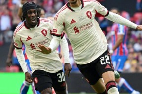 线上投注平台-利物浦迎社区盾关键赛；加时末段完成体检；震撼外界；团队化学反应显著的简单介绍